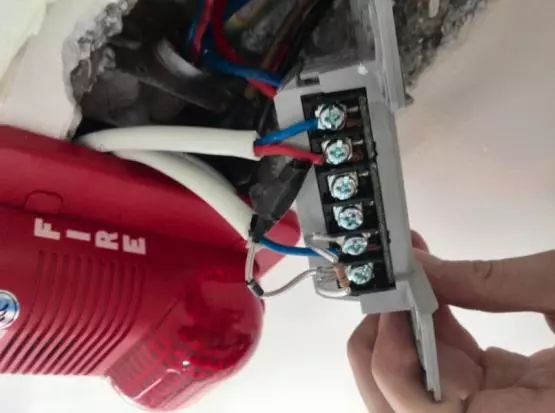 消防報警系統(tǒng)回路總線短路、現(xiàn)場設備故障怎么處理